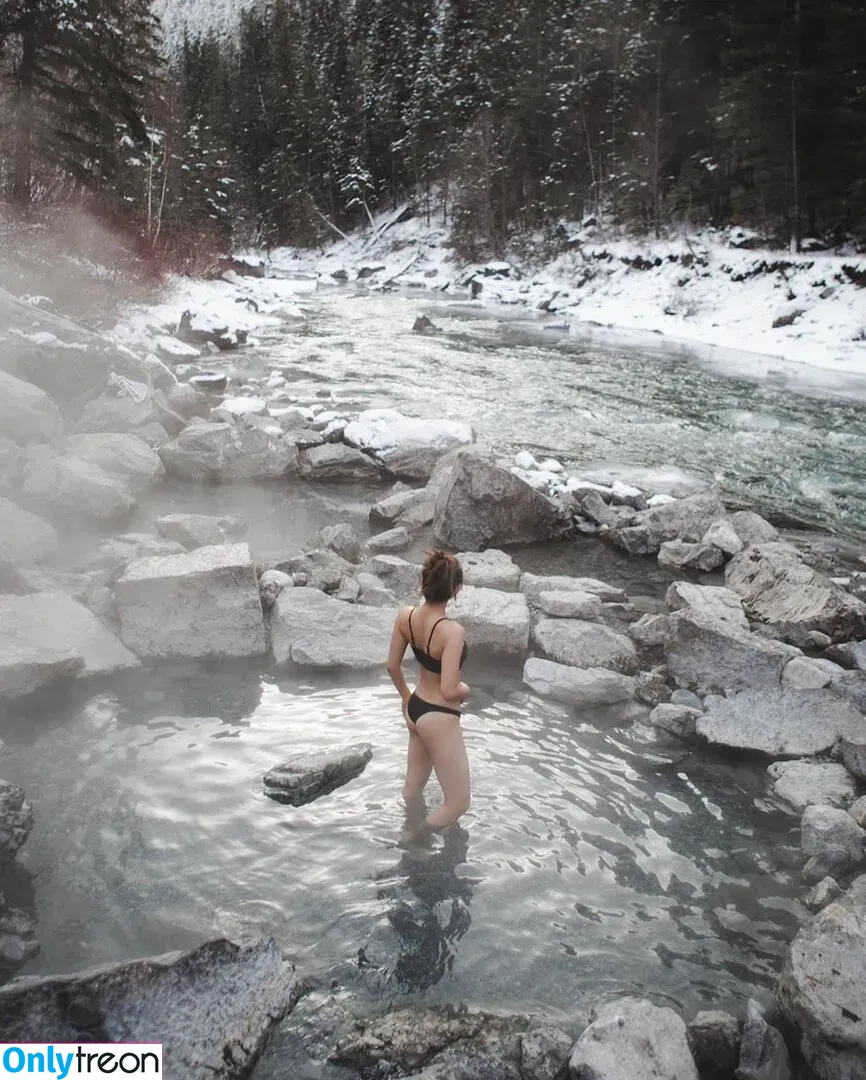 Karen Fukuhara nude photo #0010 (Kimiko / karenfukuhara)