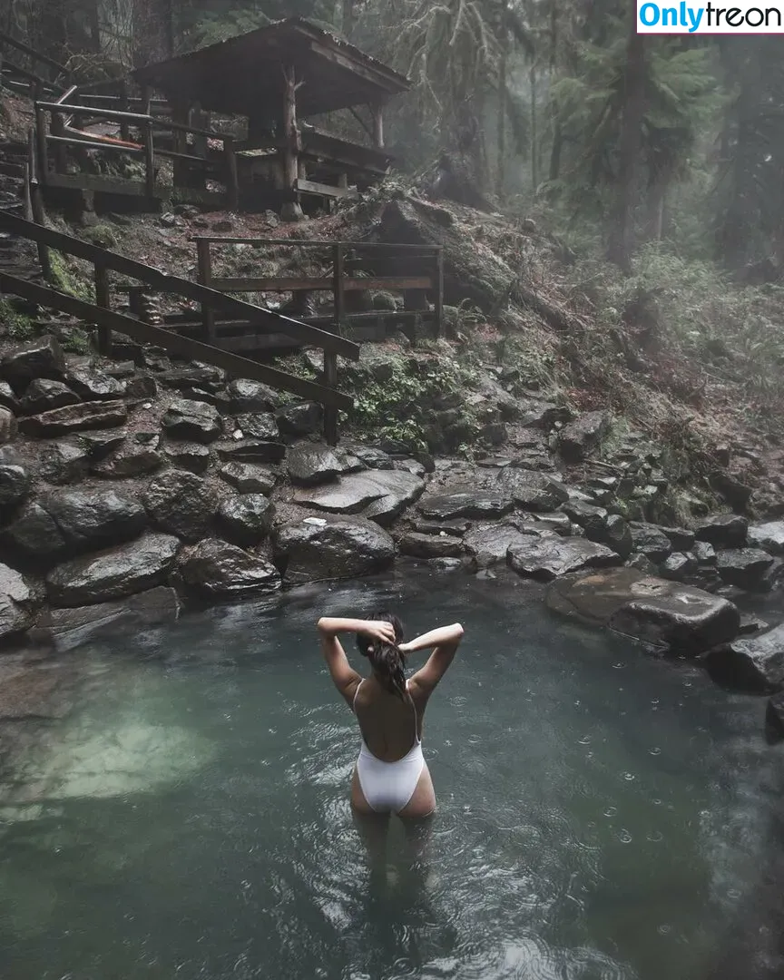 Karen Fukuhara nude photo #0019 (Kimiko / karenfukuhara)