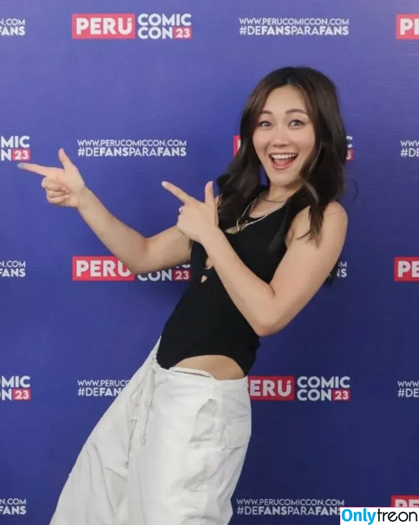 Karen Fukuhara nude photo #0162 (Kimiko / karenfukuhara)