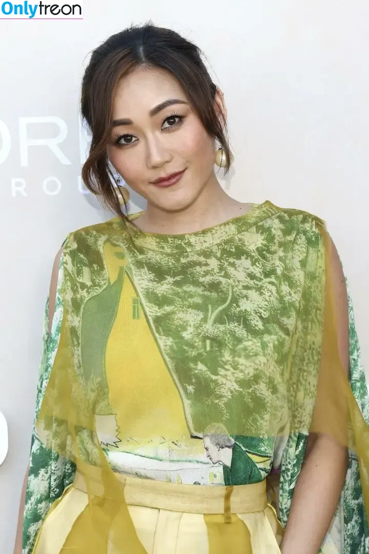 Karen Fukuhara nude photo #0274 (Kimiko / karenfukuhara)