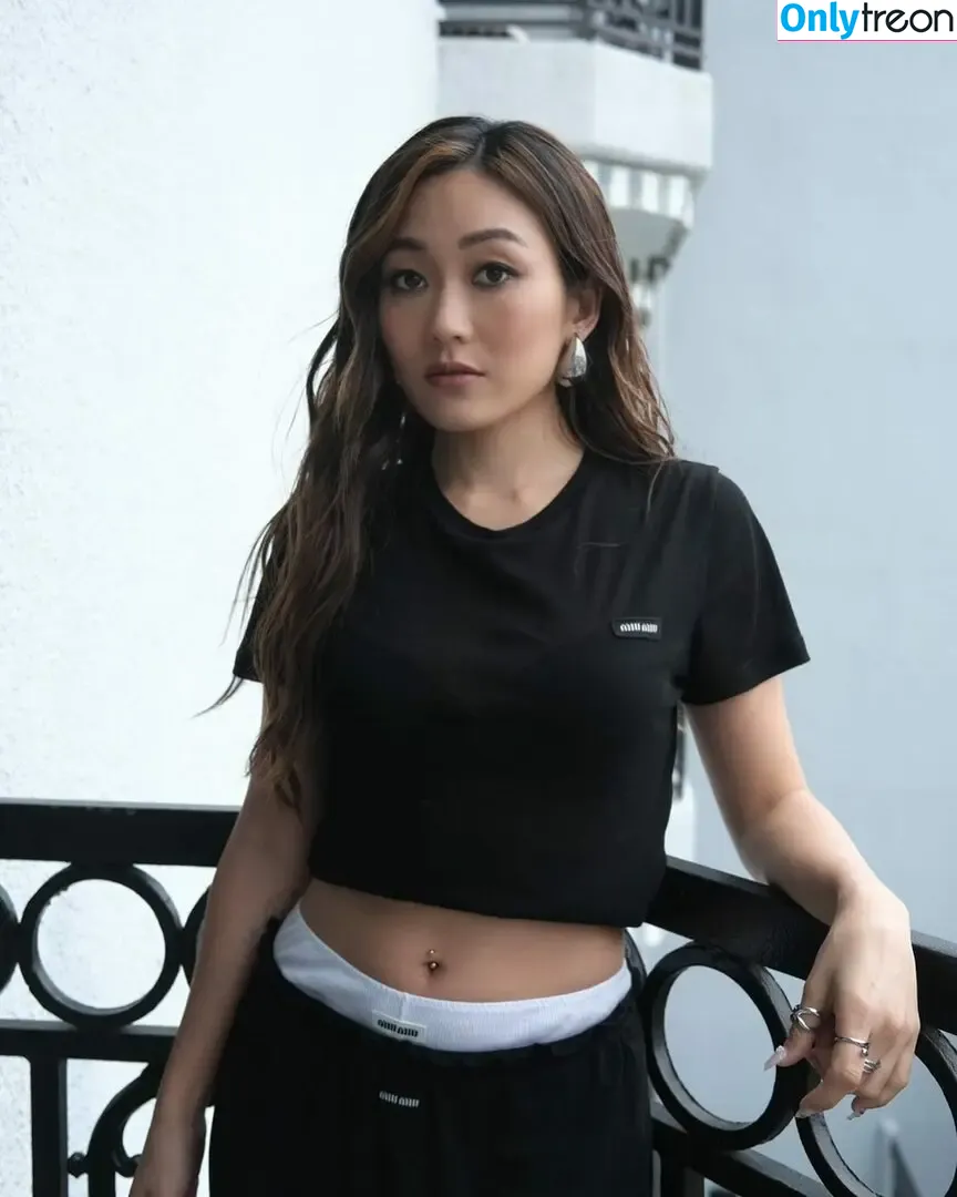 Karen Fukuhara nude photo #0322 (Kimiko / karenfukuhara)