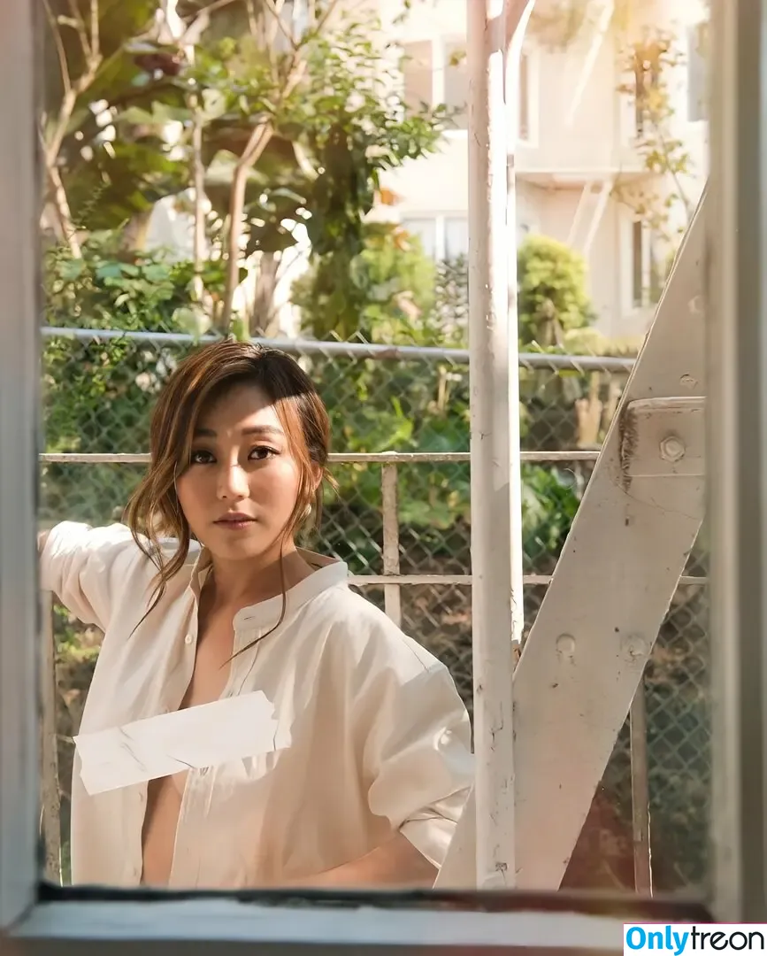 Karen Fukuhara nude photo #0430 (Kimiko / karenfukuhara)