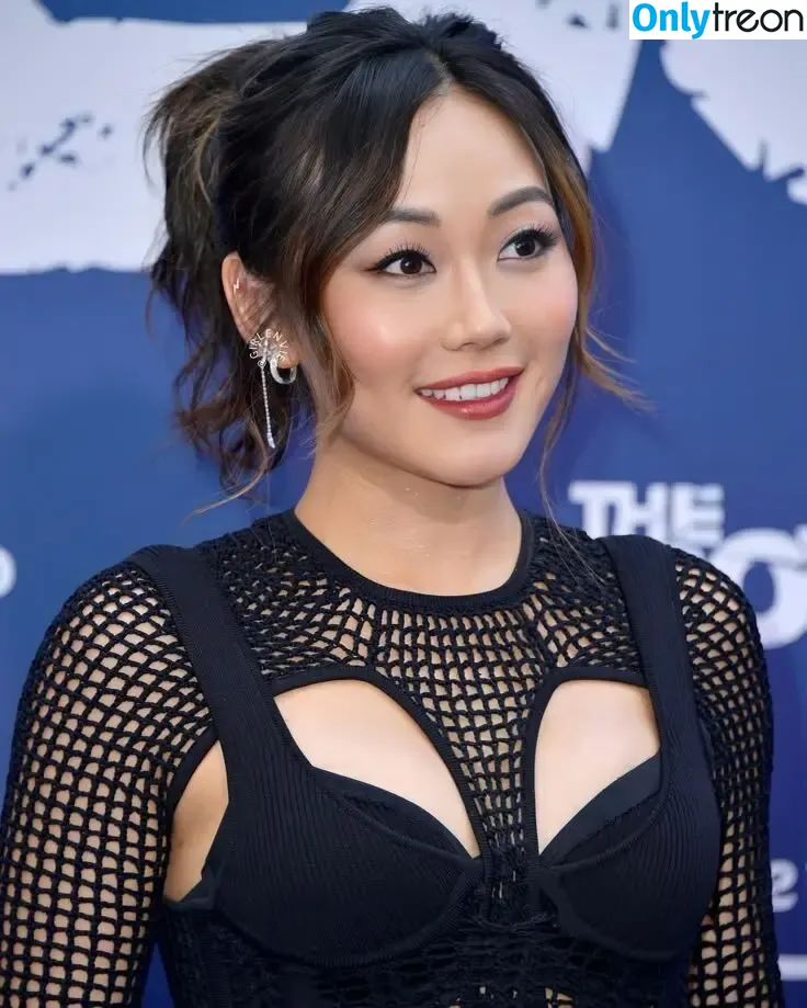 Karen Fukuhara nude photo #0886 (Kimiko / karenfukuhara)