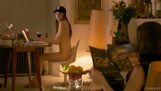 Karen Gillan / karengillan nude photo #0010