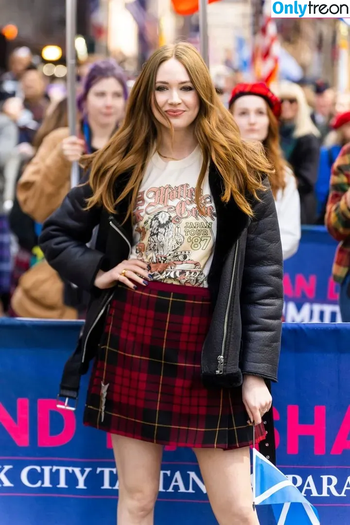 Karen Gillan nude photo #0044 (karengillan)