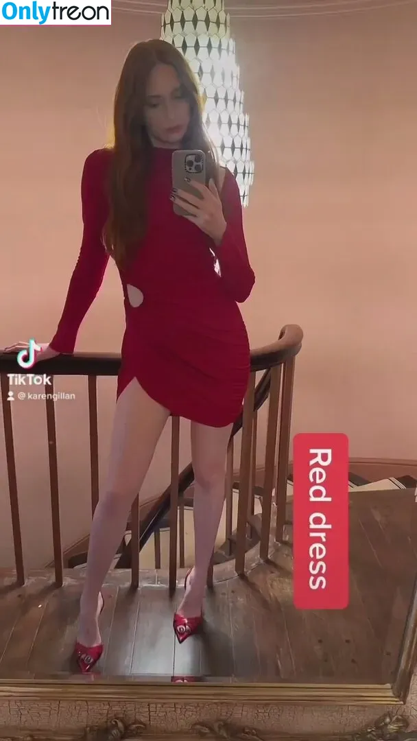 Karen Gillan nude photo #0218 (karengillan)