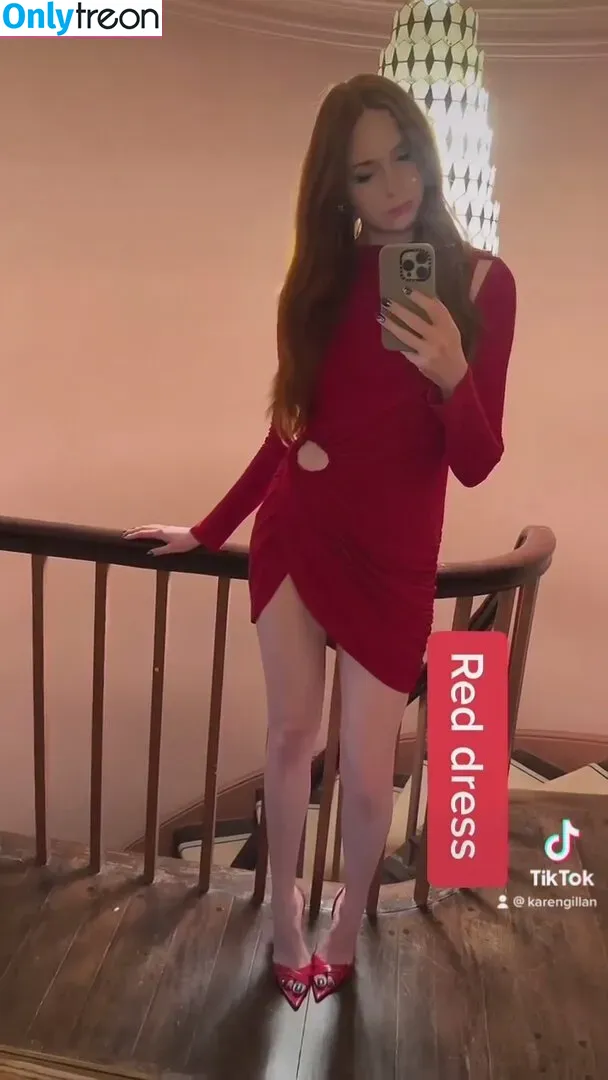 Karen Gillan nude photo #0219 (karengillan)