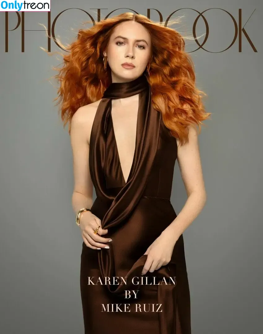 Karen Gillan nude photo #0816 (karengillan)