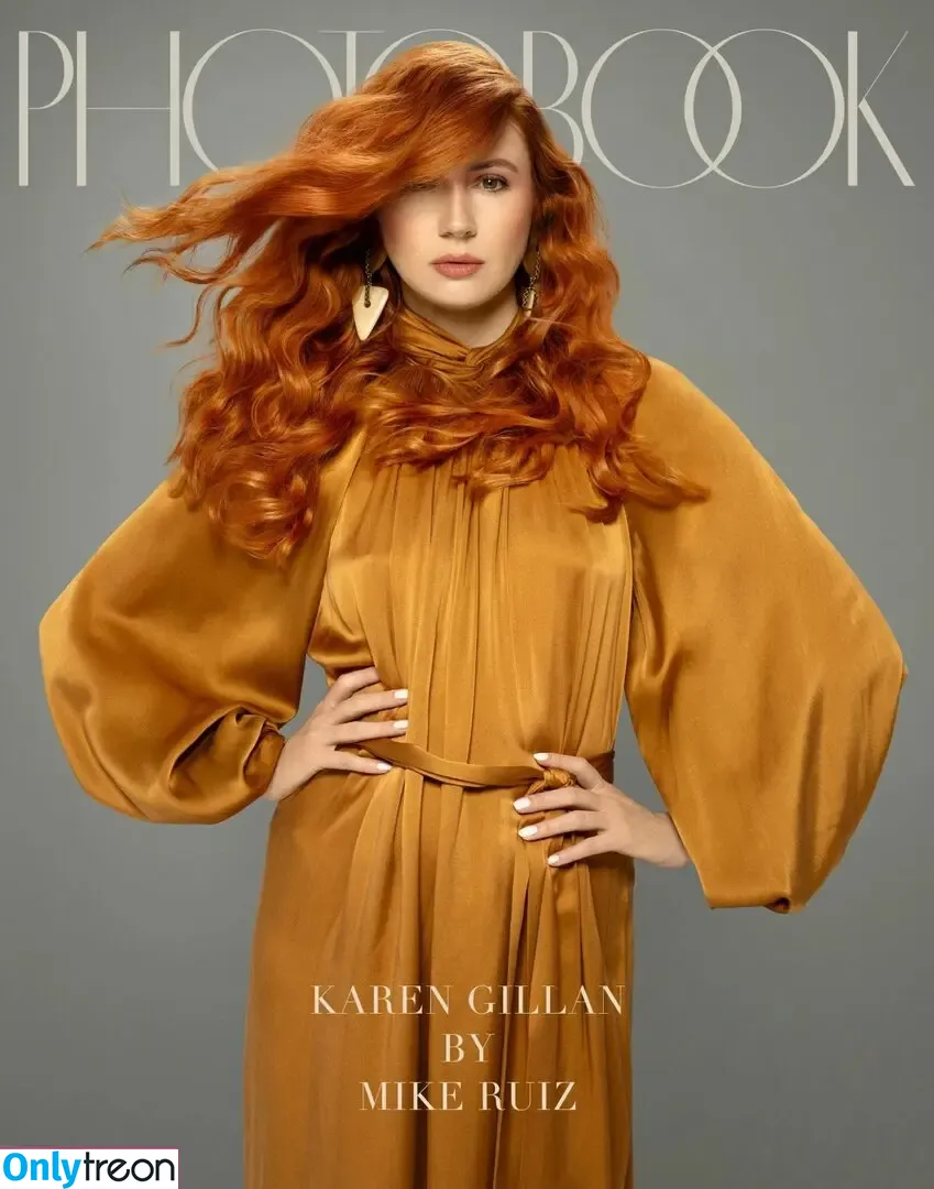 Karen Gillan nude photo #0817 (karengillan)