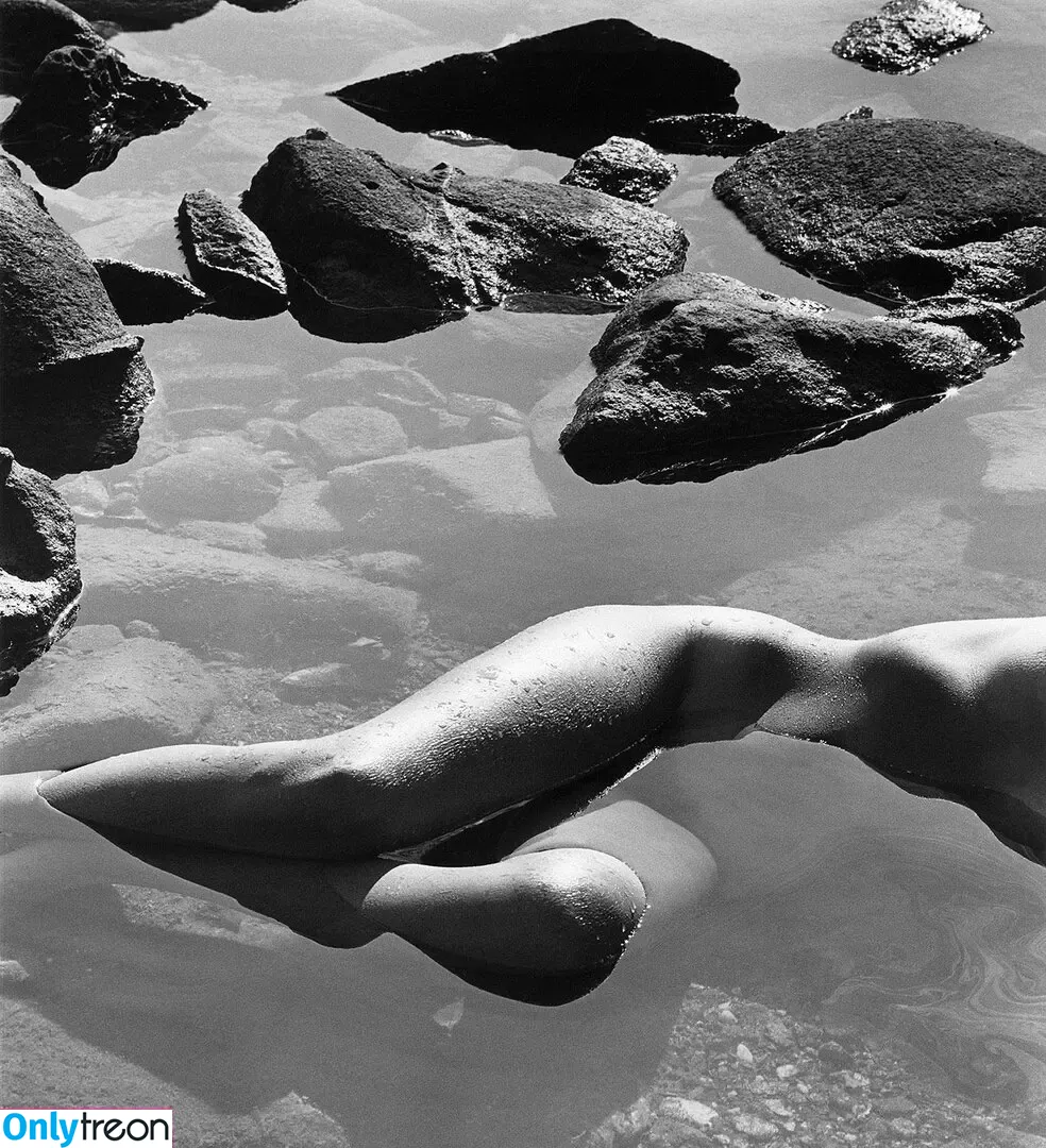 Karin Negative nude photo #0072 (karin_orhov)