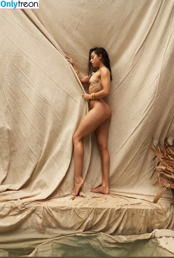 Karina Boone nude photo #0042 (Katrina / karinna_foxx / katrinathicc)