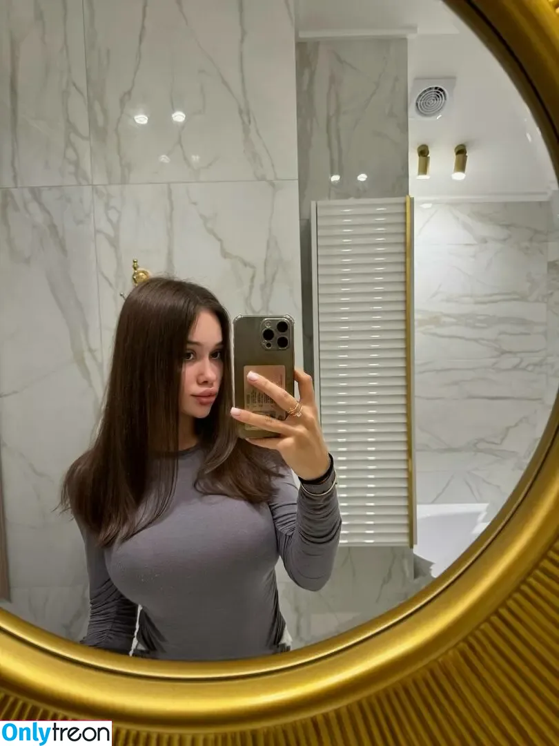 Karina Chijikova nude photo #0335 (karina_chijikova / karinachijikova)