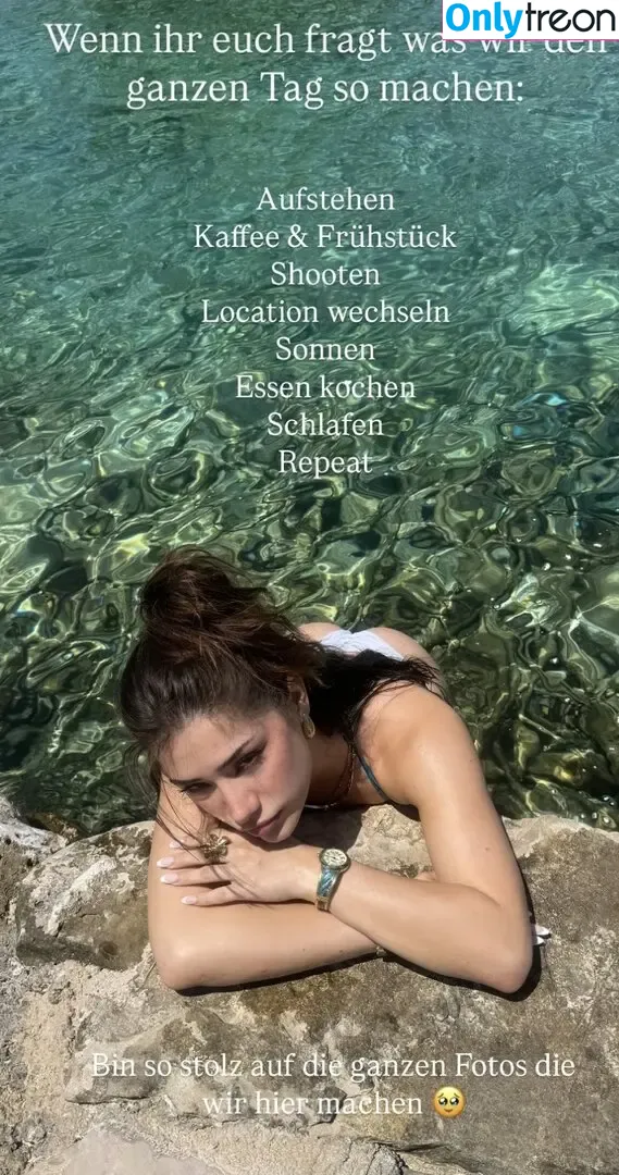 Karina Scherzer nude photo #0099 (mischiidc)