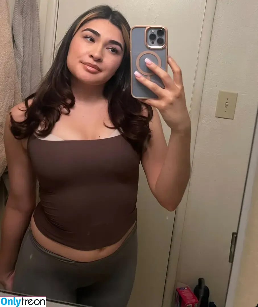 karinamasfina nude photo #0097 (karinamasfina)