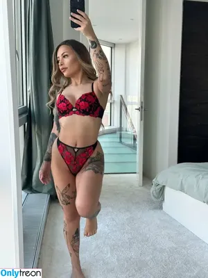 karisgunner / karisgunner.reels nude photo #0047