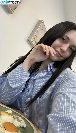 karisha.x / karnex.x nude photo #0777