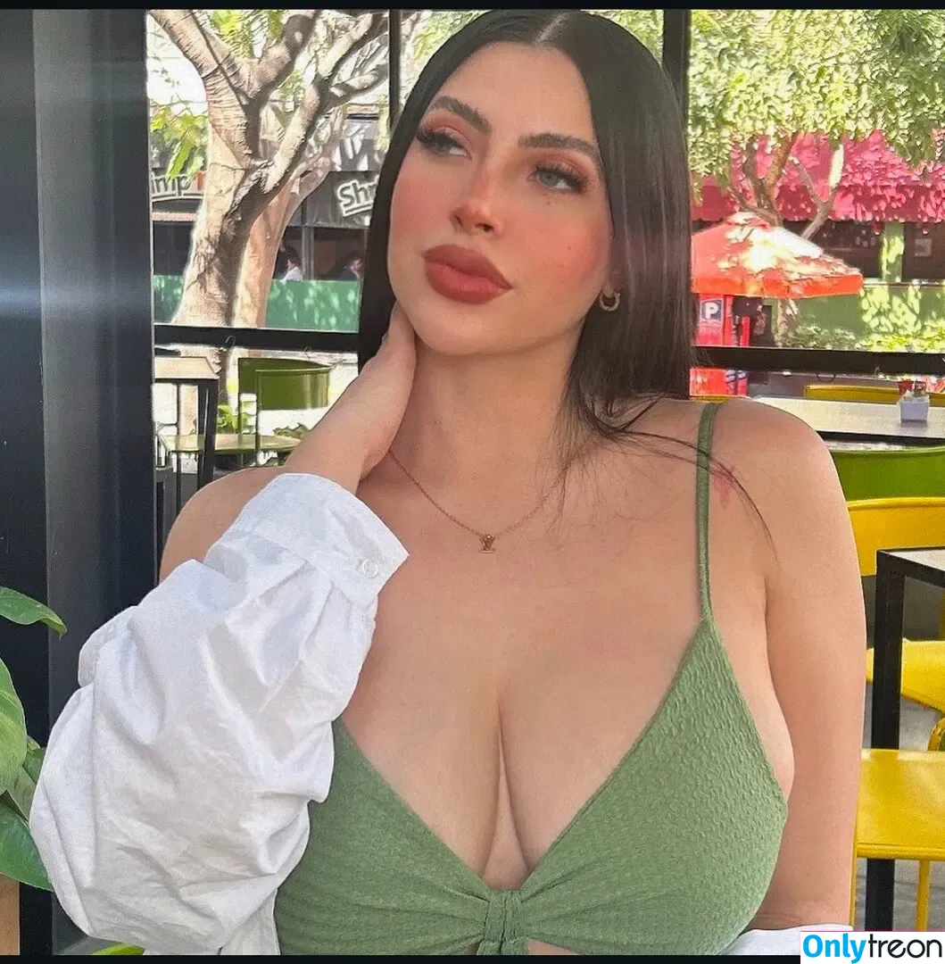 Karla Villaseñor nude photo #0002 (Karla Villasenor / karvillasenor)