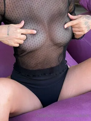 karleaxoxo / karleaboyer nude photo #0012