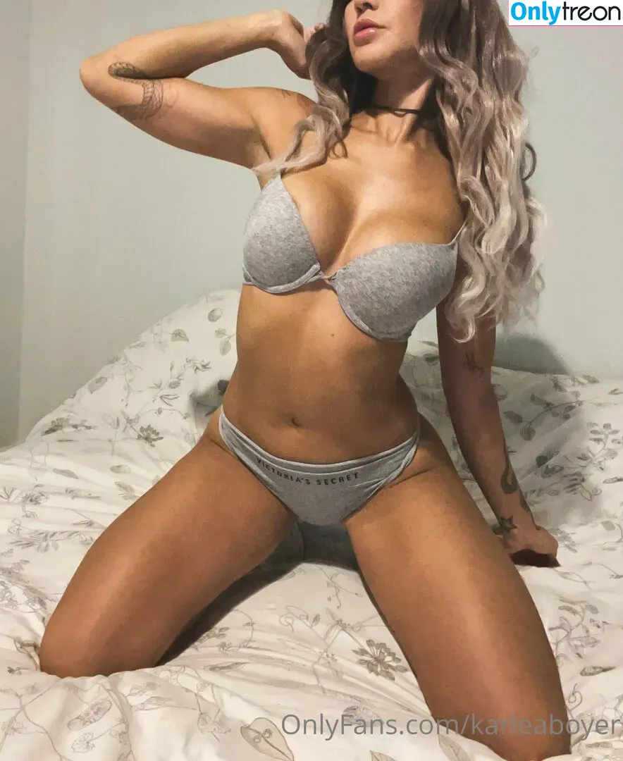 karleaxoxo nude photo #0015 (karleaboyer)