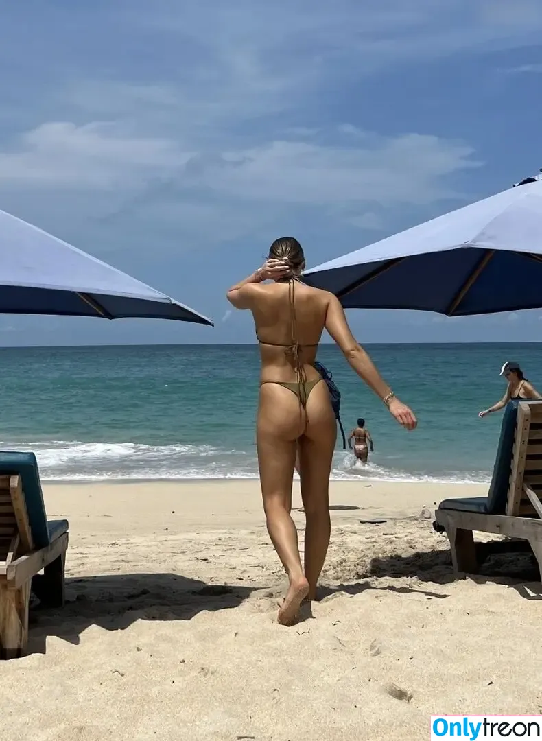 Karlotta Emilie Henke nude photo #0189 (karlotta.emilie)