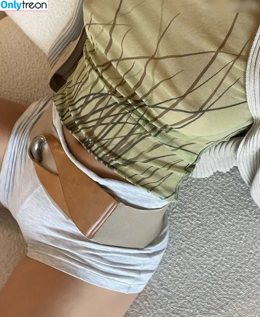Karlotta Emilie Henke nude photo #0290 (karlotta.emilie)