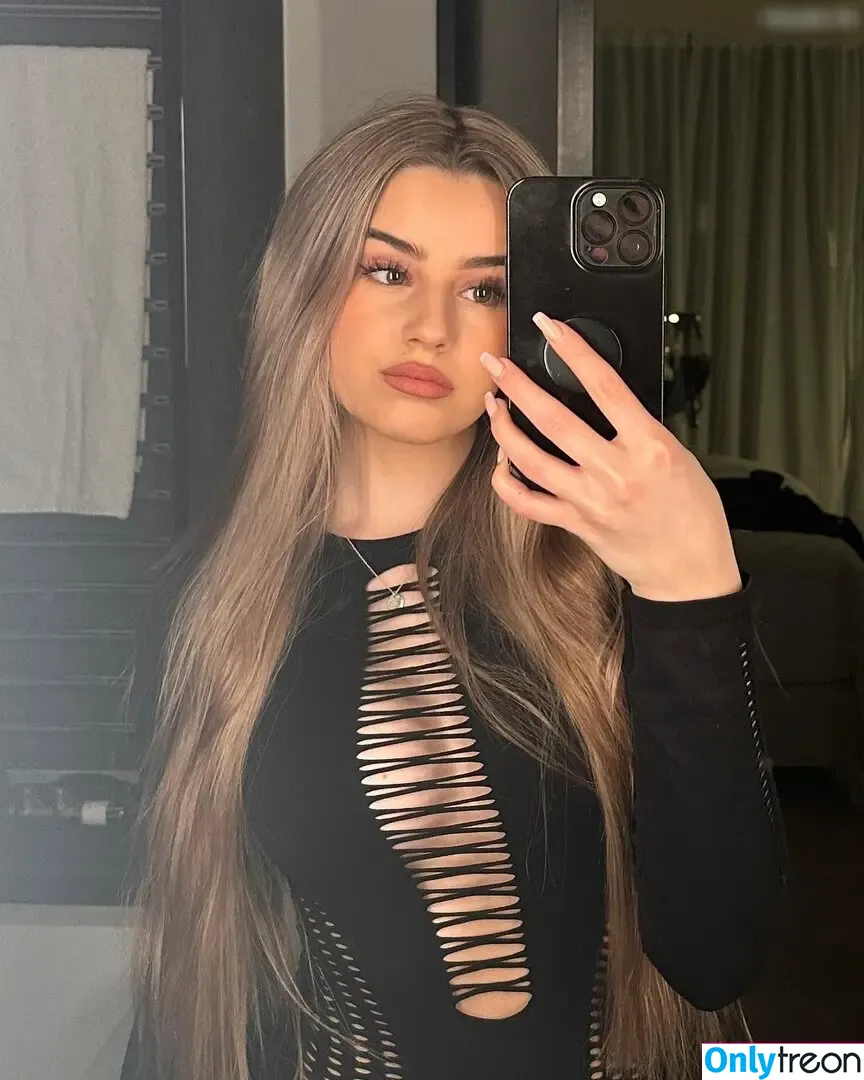 Karlotta Nila nude photo #0010 (karlotta.nila)