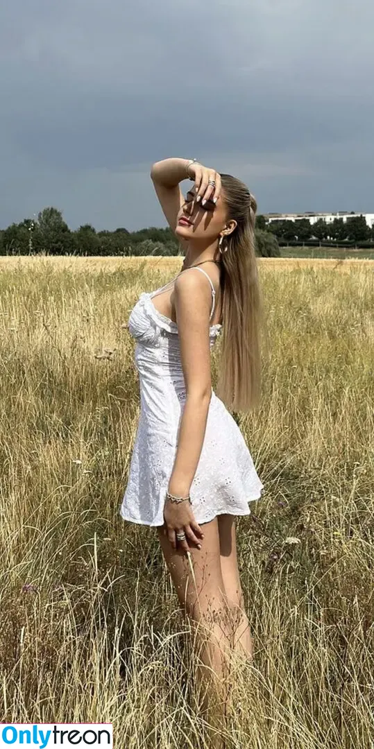 Karlotta Nila nude photo #0160 (karlotta.nila)