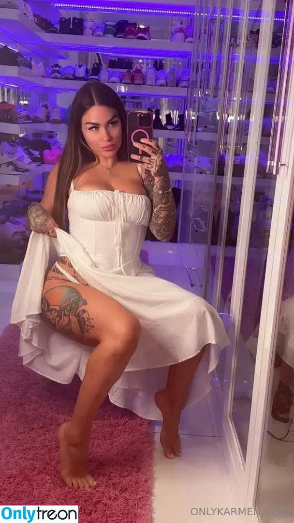Karmen Karma nude photo #0200 (karmenkarma / realkarmen)
