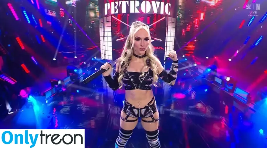 Karmen Petrovic nude photo #0367 (WWE NXT / karmen_wwe)