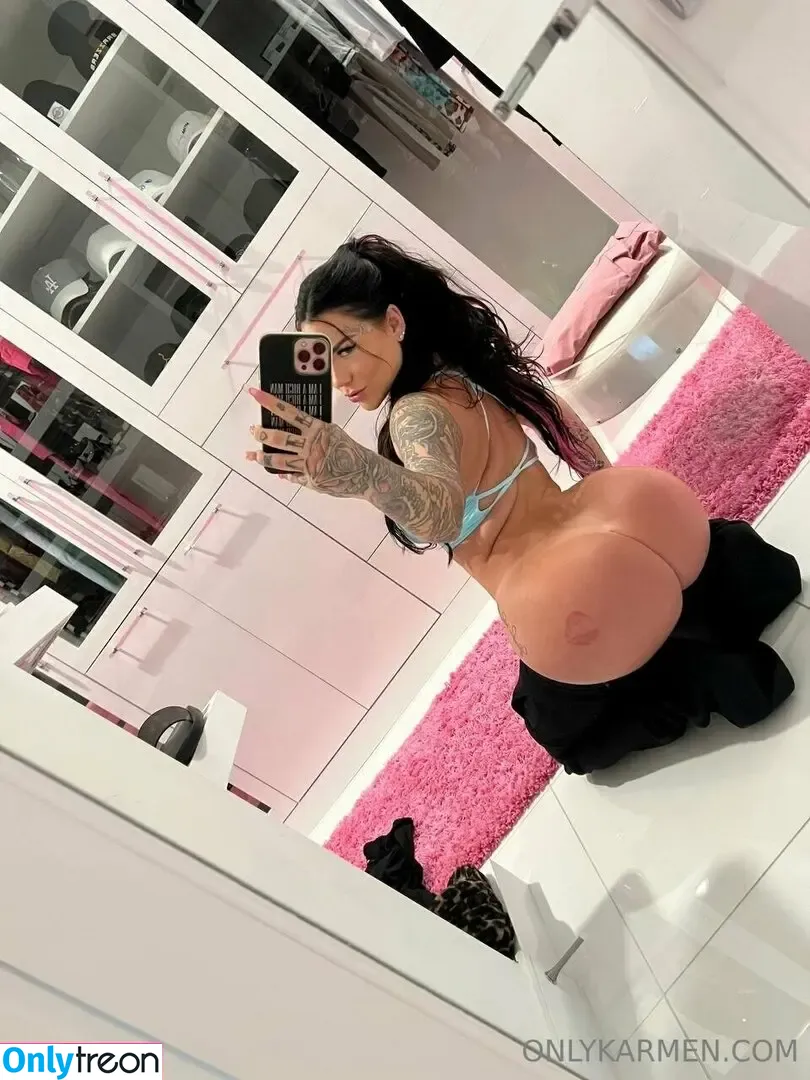 karmenkarma nude photo #0004 (karmenkarma)