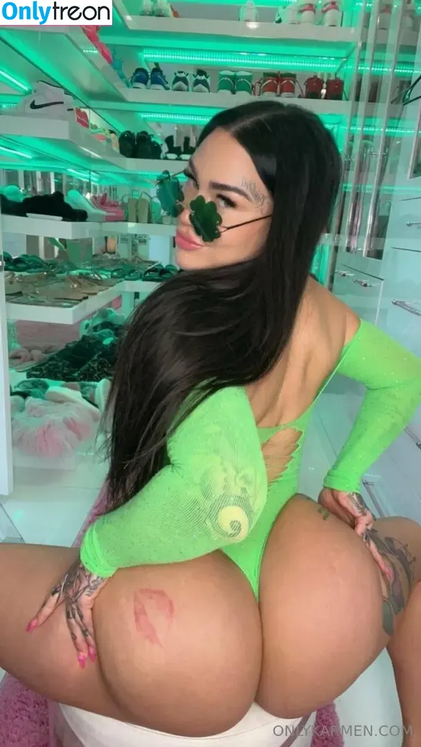 karmenkarma nude photo #0145 (karmenkarma)