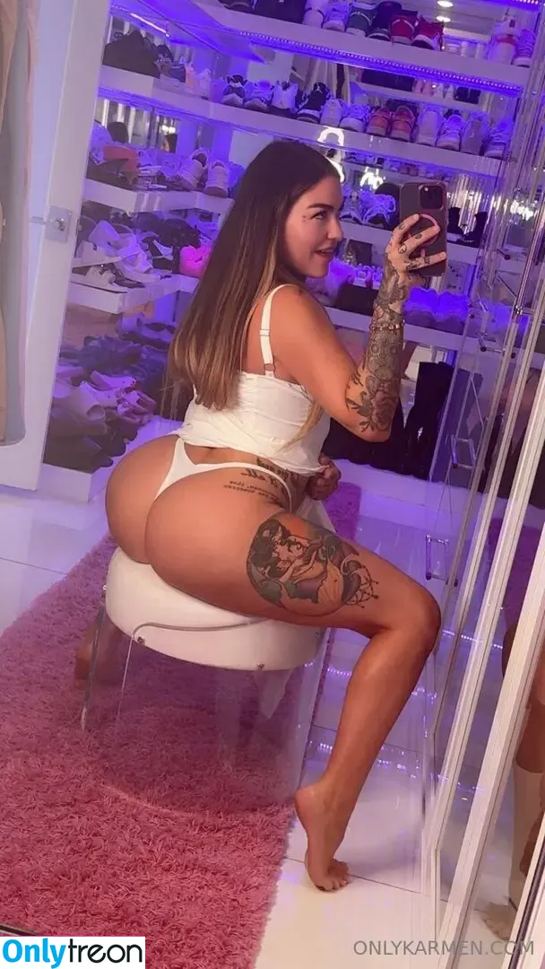 karmenkarma nude photo #0264 (karmenkarma)