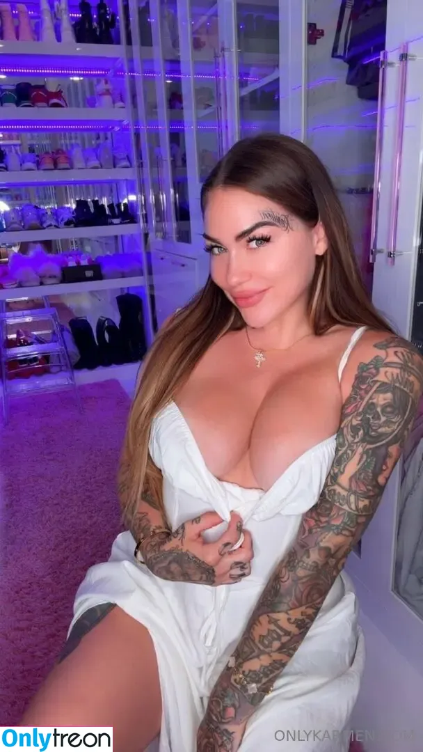 karmenkarma nude photo #0269 (karmenkarma)