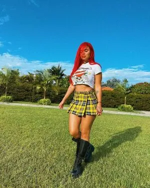 Karol G / karolg / karolgfriend nude photo #0109