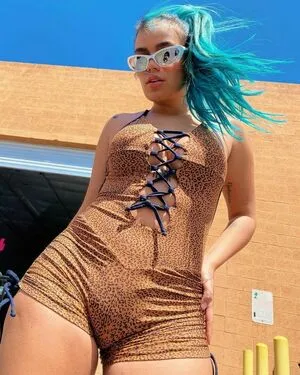 Karol G / karolg / karolgfriend nude photo #0122