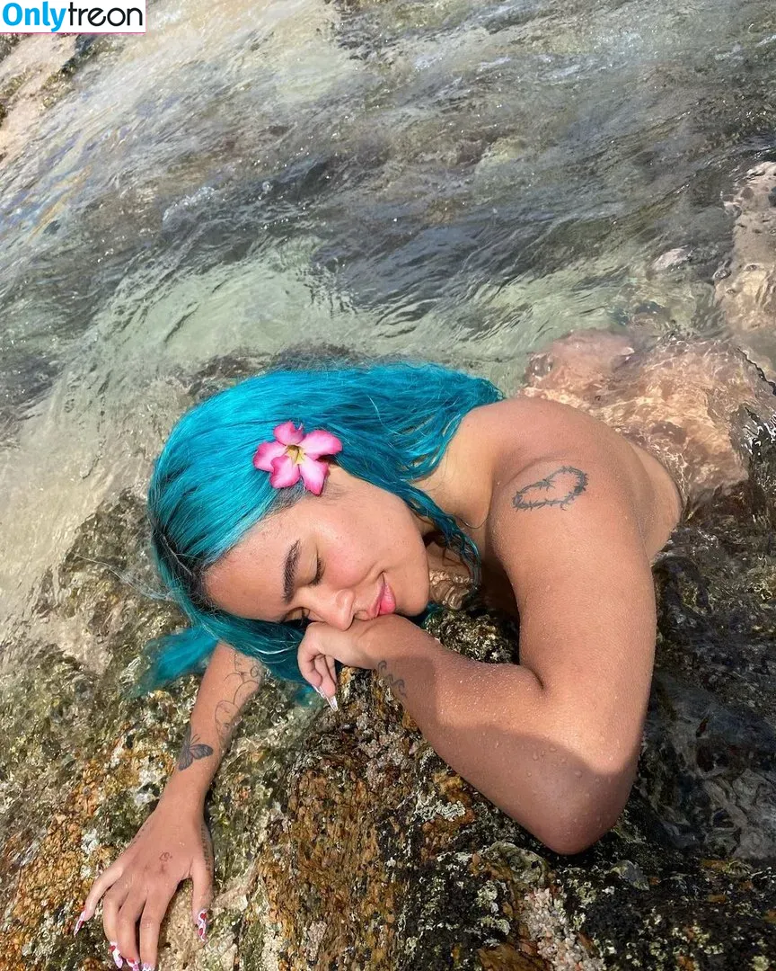 Karol G nude photo #0036 (karolg / karolgfriend)
