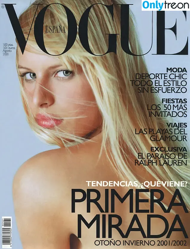 Karolína Kurková nude photo #0033 (karolinakurkova)