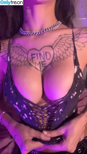 Karyna Rangel / findkaryna nude photo #0001