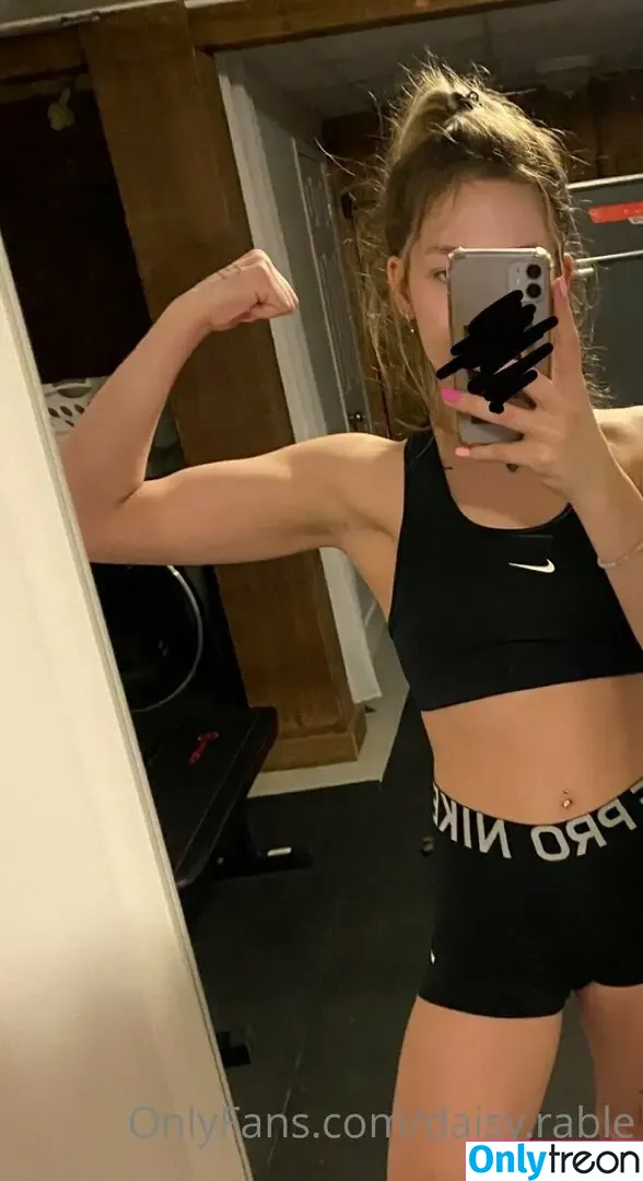 karyneparent nude photo #0024 (daisy.rable / karynefitness)