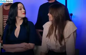Kat Dennings / OfficialKat / katdenningsss nude photo #0614
