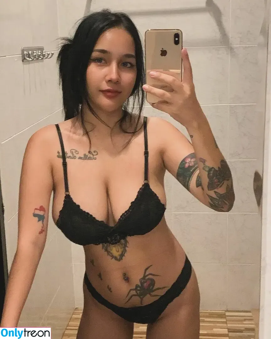 kataeeee_ nude photo #0003 (kataesexy)