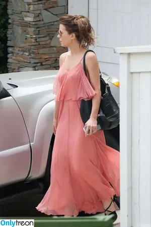 Kate Beckinsale / katebeckinsale nude photo #1334