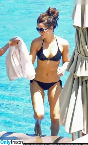 Kate Beckinsale / katebeckinsale nude photo #1361