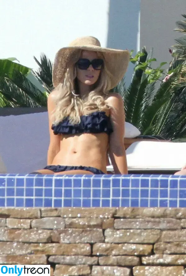 Kate Beckinsale nude photo #1252 (katebeckinsale)