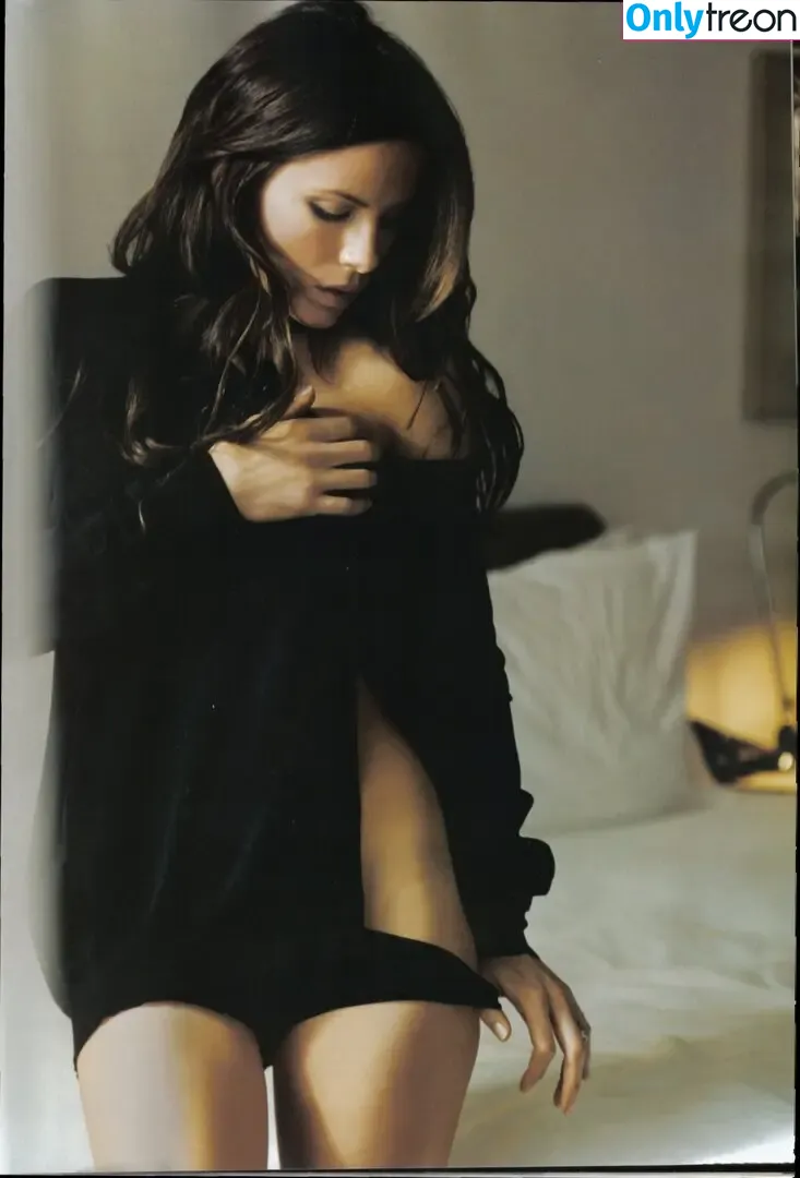 Kate Beckinsale nude photo #1336 (katebeckinsale)