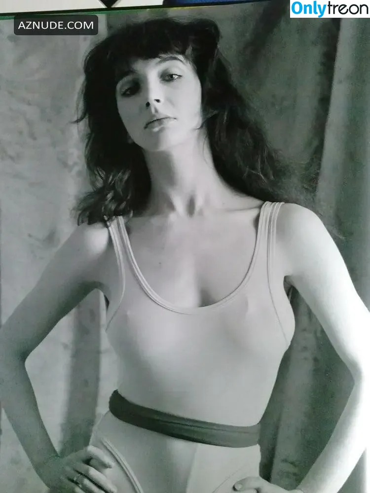 Kate Bush nude photo #0024 (katebushmusic / the_pretty_poison)