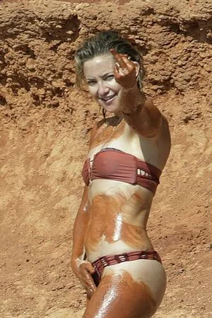 Kate Hudson / katehudson nude photo #0088