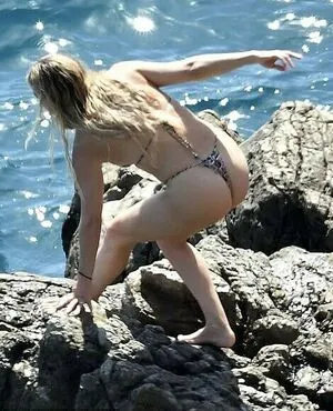 Kate Hudson / katehudson nude photo #0211