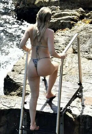 Kate Hudson / katehudson nude photo #0218