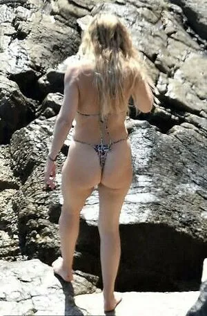 Kate Hudson / katehudson nude photo #0222